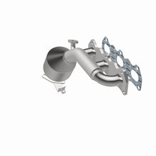 Load image into Gallery viewer, MagnaFlow Direct Fit Catalytic Converter 00 Suzuki Grand Vitara 2.5L