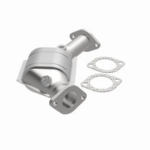 Load image into Gallery viewer, MagnaFlow Direct Fit Catalytic Converter 95-99 Subaru Impreza 2.2L
