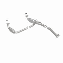 Load image into Gallery viewer, MagnaFlow Direct Fit Catalytic Converter Chevy Express 4.3L/5.4L