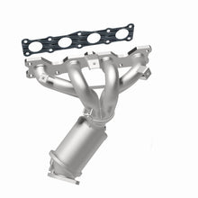 Load image into Gallery viewer, MagnaFlow Direct Fit Catalytic Converter 06-08 Hyundai Sonata 2.4L