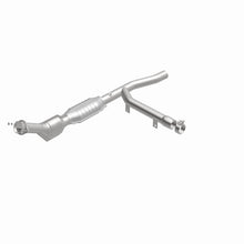 Load image into Gallery viewer, MagnaFlow Direct Fit Catalytic Converter 97-98 F150/F250 4.2L 2Wd Pa