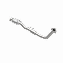 Load image into Gallery viewer, MagnaFlow Direct Fit Catalytic Converter 1996 Toyota Camry 2.2L