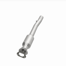 Load image into Gallery viewer, MagnaFlow Direct Fit Catalytic Converter 2000-2002 Ford E-150/E-250/E-350 Ecoline/Super Duty