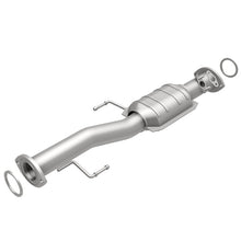 Load image into Gallery viewer, MagnaFlow Direct Fit Catalytic Converter 99-02 4Runner Rear 3.4L
