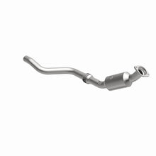 Load image into Gallery viewer, MagnaFlow DF Cat Conv 05-09 Chrysler 300/Dodge 06-09 Charger/05-07 Magnum 5.7L D/S *NOT CALIFORNIA*