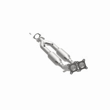 Load image into Gallery viewer, MagnaFlow Direct Fit Catalytic Converter 99-01 Volvo S80 2.8L