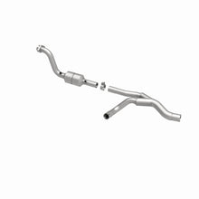 Load image into Gallery viewer, MagnaFlow Direct Fit Catalytic Converter 04-06 Dodge Durango 5.7L Passenger Side