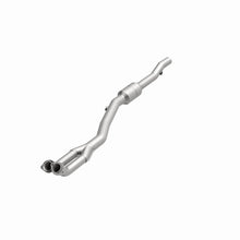 Load image into Gallery viewer, MagnaFlow Direct Fit Catalytic Converter 96-97 BMW 840 4.4L Driver Side