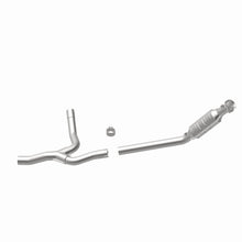 Load image into Gallery viewer, MagnaFlow Direct Fit Catalytic Converter OEM 2005 Dodge Ram 1500 Underbody