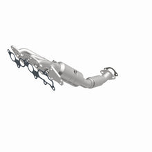 Load image into Gallery viewer, MagnaFlow Direct Fit Catalytic Converter 08-09 Ford Focus 2.0L