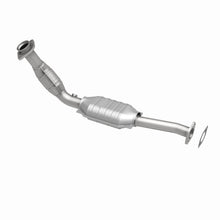 Load image into Gallery viewer, MagnaFlow DF Catalytic Conv 03-06 Ford Crown Victoria / 03-06 Lincoln Town Car 4.6L (California)