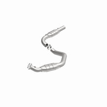 Load image into Gallery viewer, MagnaFlow Direct Fit Catalytic Converter 03-09 GM 2500/3500 Driver Side