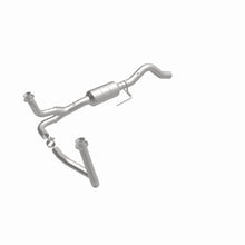 Load image into Gallery viewer, MagnaFlow Direct Fit Catalytic Converter California Grade 00-01 Dodge Durango 5.9L