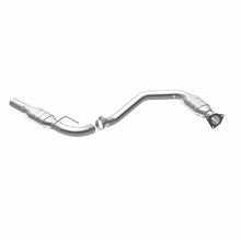 Load image into Gallery viewer, MagnaFlow Direct Fit Catalytic Converter 03-09 GM 2500/3500 Driver Side