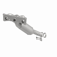 Load image into Gallery viewer, MagnaFlow Direct Fit Catalytic Converter BMW 3 06-09 Rear OEM
