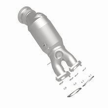 Load image into Gallery viewer, MagnaFlow OEM Grade Direct Fit Converter 11-14 BMW 335i 3.0L