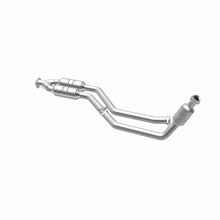 Load image into Gallery viewer, MagnaFlow Direct Fit Catalytic Converter 99-00 Mercedes CLK320 3.2L