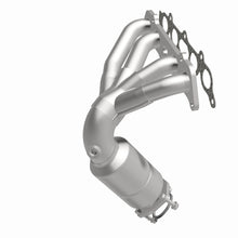 Load image into Gallery viewer, MagnaFlow Direct Fit Catalytic Converter 97-01 Toyota Camry 2.2L - California