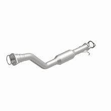 Load image into Gallery viewer, MagnaFlow Direct Fit Catalytic Converter 97-02 GM 3.8L