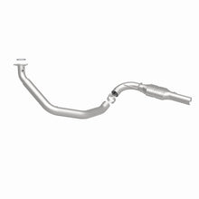 Load image into Gallery viewer, MagnaFlow Direct Fit Catalytic Converter 03-07 GM 2500/3500 D/S OEM