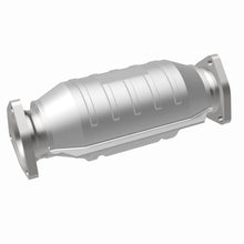 Load image into Gallery viewer, MagnaFlow Direct Fit Catalytic Converter Audi 81 91