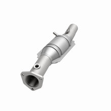 Load image into Gallery viewer, MagnaFlow Direct Fit Catalytic Converter 95 Volkswagen Golf 2.8L