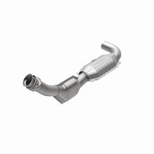 Load image into Gallery viewer, MagnaFlow Direct Fit Catalytic Converter 01 Ford F-150 4.2L