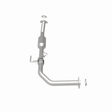 Load image into Gallery viewer, MagnaFlow Direct Fit Catalytic Converter OEM 2003-2004 Toyota Tundra Underbody - 47.125in Length