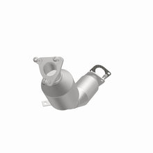Load image into Gallery viewer, MagnaFlow Direct Fit Catalytic Conv 04-06 Nissan 350Z 3.5L / 04-07 Infiniti G35 3.5L - Left Side