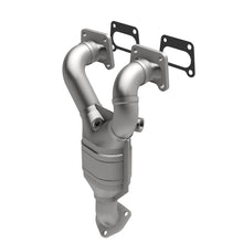 Load image into Gallery viewer, MagnaFlow Direct Fit Catalytic Converter 97-99 Nissan Sentra 1.6L